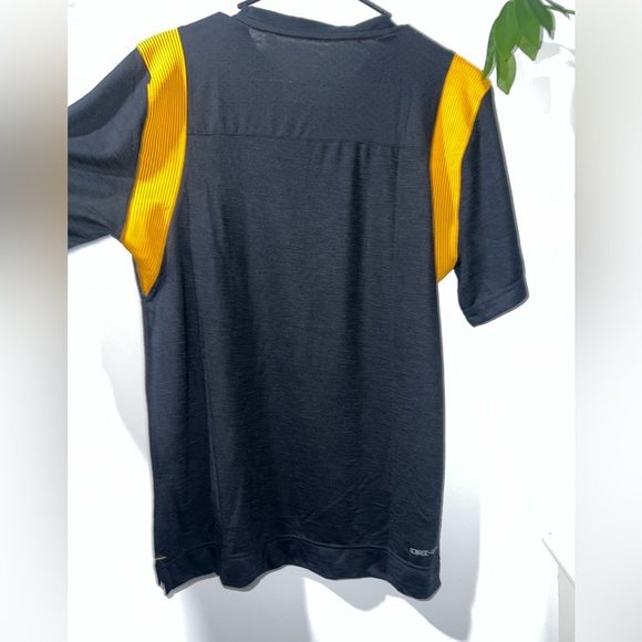 Nike Football T-shirt - Picture 2 of 7